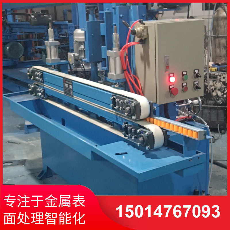 自(zi)動(dong)側(cè)麵砂光(guang)機(jī)供(gong)應(yīng)(ying)